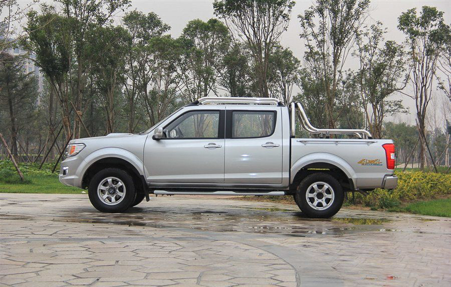 Что такое Dongfeng Rich, или китайский Nissan борозды не испортит